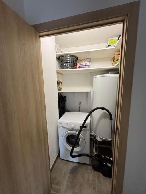 Jolie Appartement En Residence Bastia  Buitenkant foto